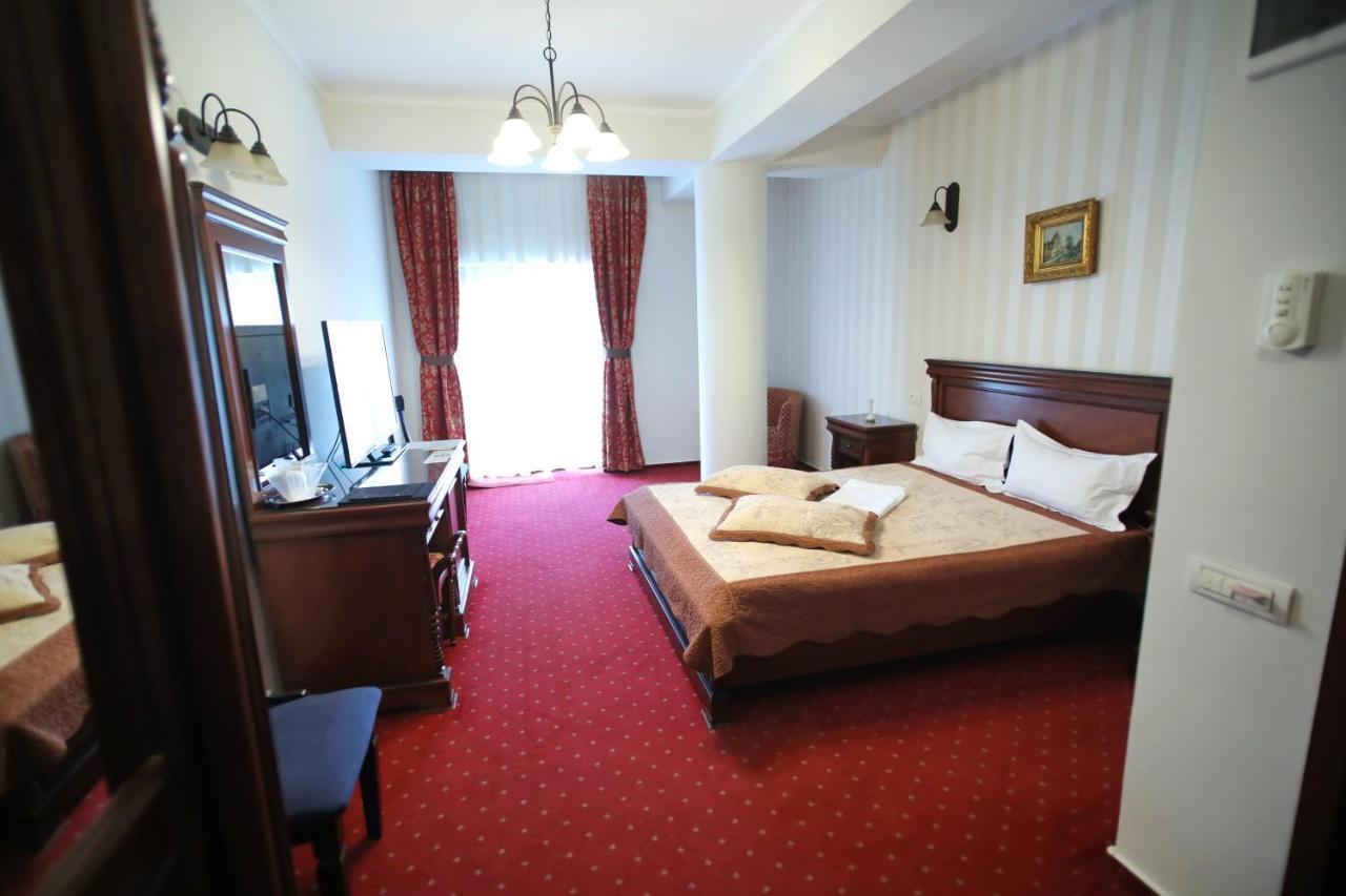 Hotel Ten Констанца Екстер'єр фото